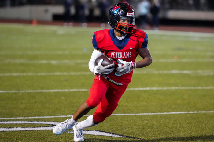 Brownsville Veterans do-it-all senior surveys the field during a historic 2023 fall season in which he led the Chargers to a 12-3 record and 5A Division I state semifinal appearance.